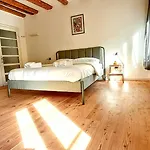 Apartment New Luxury Jacuzzi - 100sqm Historic Center - 50m From Parking Trento