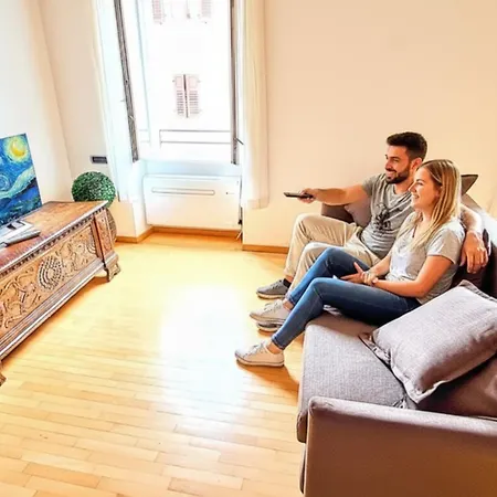 Apartment New Luxury Jacuzzi - 100sqm Historic Center - 50m From Parking *