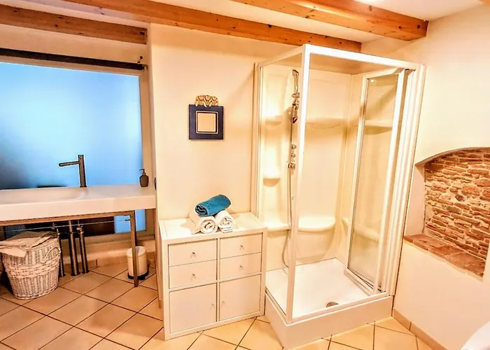 New Luxury Jacuzzi - 100sqm Historic Center - 50m From Parking 公寓 *