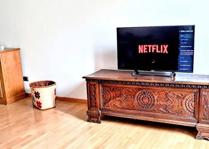 New Luxury Jacuzzi - 100sqm Historic Center - 50m From Parking